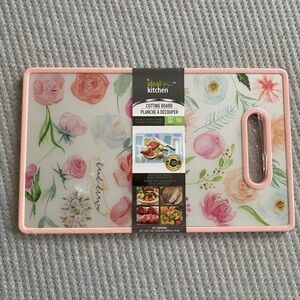 IDEAL KITCHEN CUTTING BOARD DOUBLE SIDED SURFACE NON SLIP EDGES FLORAL DESIGN